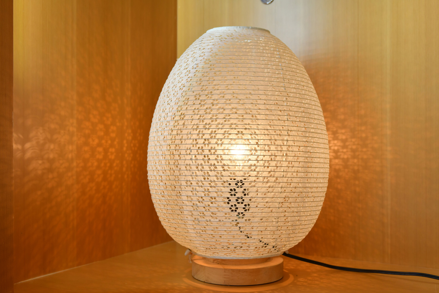 古瀬戸の灯り　N95-3 わざもん茶屋 – エキ・シロ